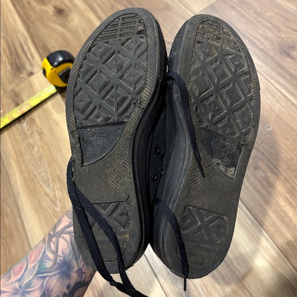 Hi top chucks - Picture 3 of 4